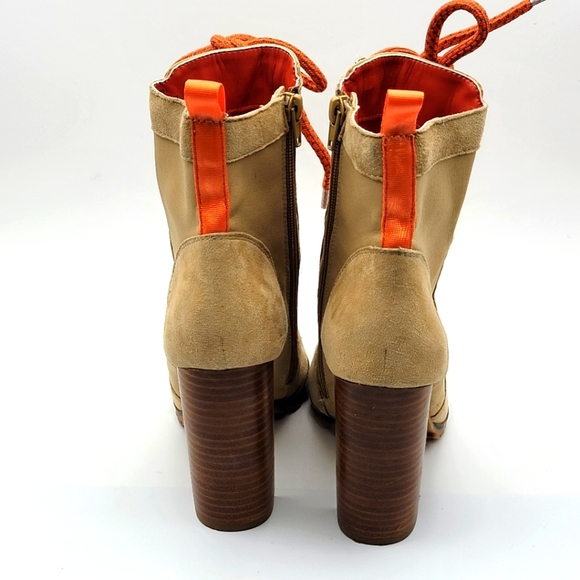 Steve Madden Tan Heeled Boots. SIZE 7M. S981. - Picture 5 of 10